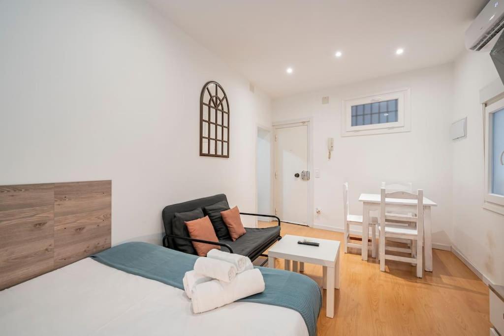 Espiritu Santo, Comodidad Para 2 En Malasana Madrid Exterior foto